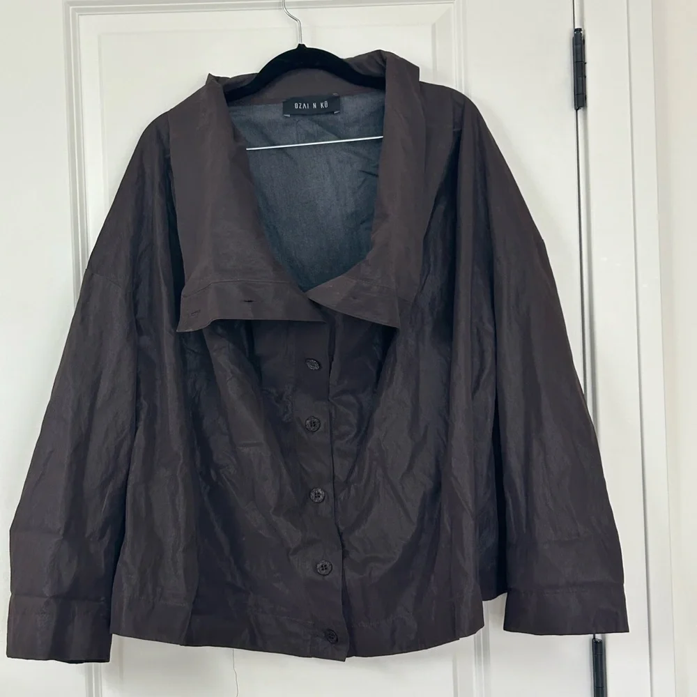 OZAI N KU sz 3XL 3X Brown Coated Crinkle Funnel Neck Jacket Top Lagenlook